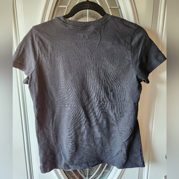 The Nike Tee Size Medium - Picture 2 of 4